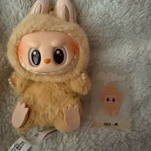 Labubu Have A Seat (Baba) - Tan